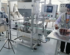 2021款醬料極速灌裝機(jī)，挑戰(zhàn)多頭醬料灌裝系統(tǒng)100天